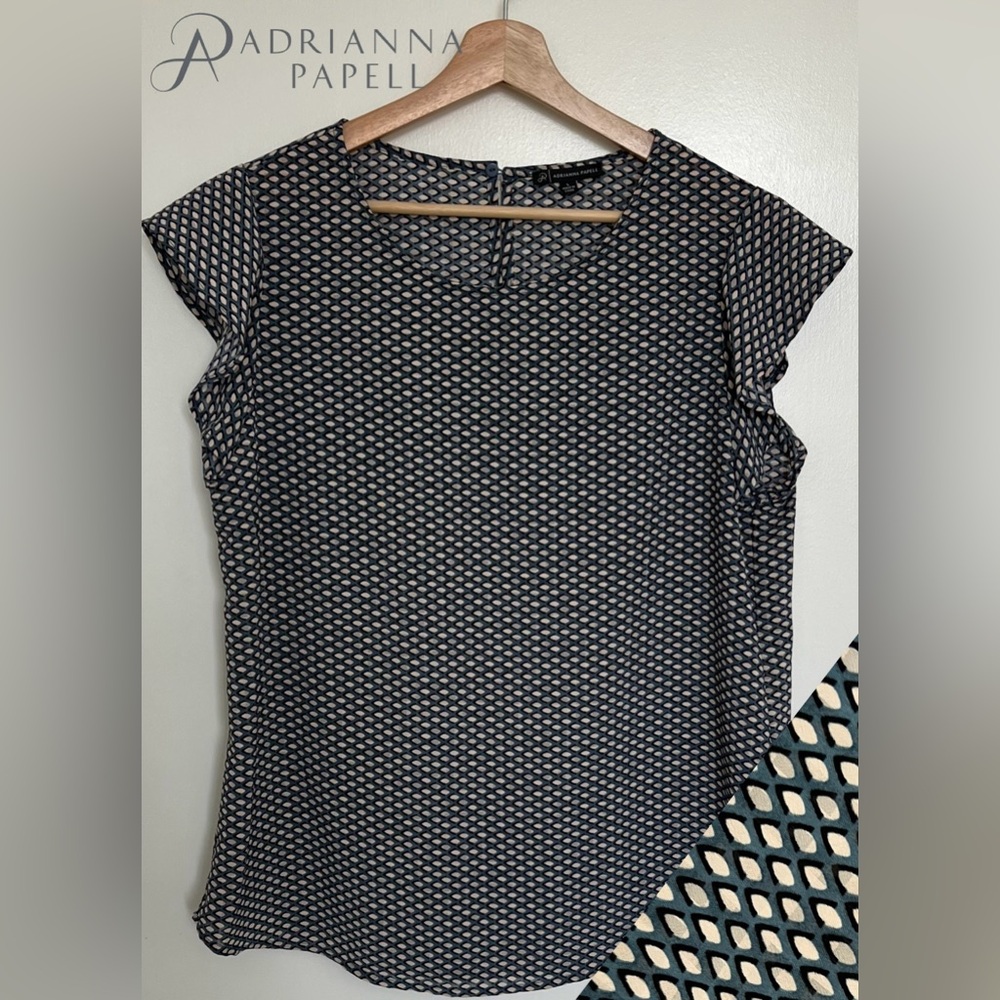ADRIANNA PAPELL  Ruffled Sleeves Women’s Top/Blouse Grey and Tan Size: Large